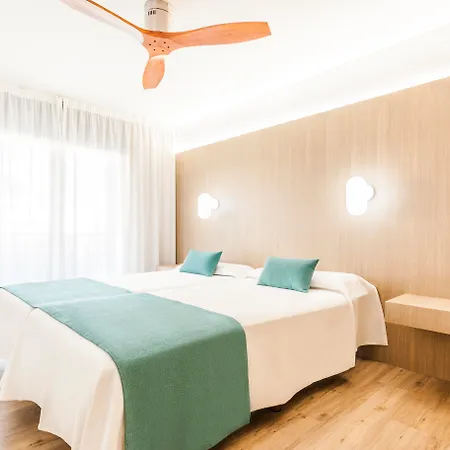 Apartahotel Parque La Paz 4*