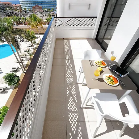 Apartahotel Parque La Paz 4*