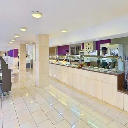 Apartahotel Parque La Paz 4*