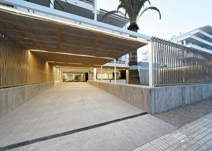 アパートホテル Parque La Paz プラヤ・デ・ラス・アメリカス