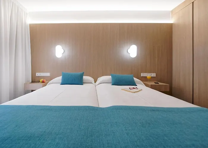 アパートホテル Parque La Paz 4*