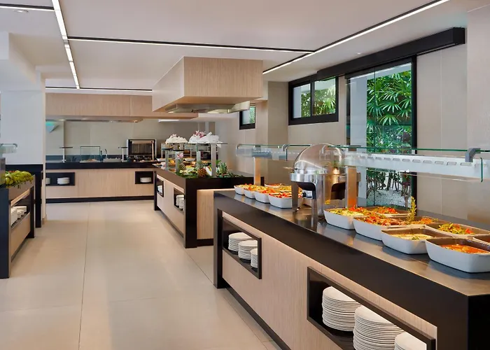 Parque La Paz プラヤ・デ・ラス・アメリカス