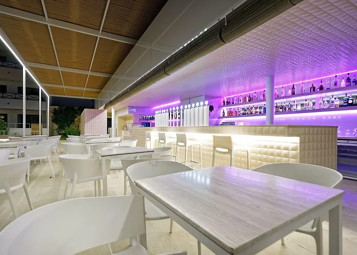 Parque La Paz アパートホテル 4*