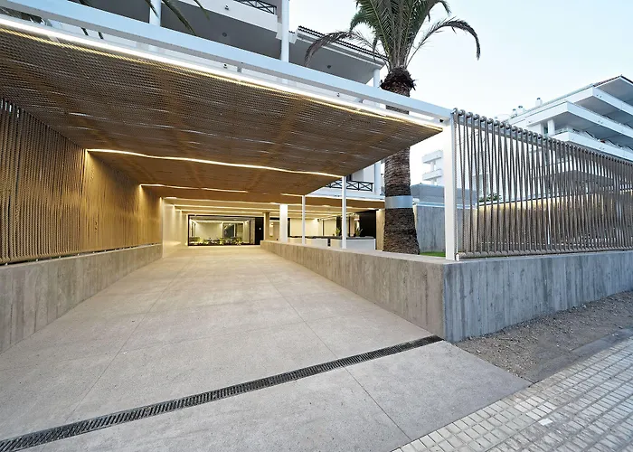 アパートホテル Parque La Paz プラヤ・デ・ラス・アメリカス