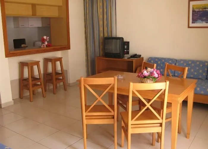 Parque La Paz アパートホテル 4*